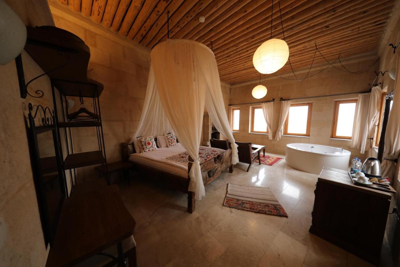 Helike Cave Suites Uchisar Exterior photo