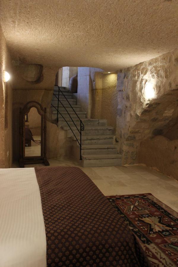 Helike Cave Suites Uchisar Exterior photo